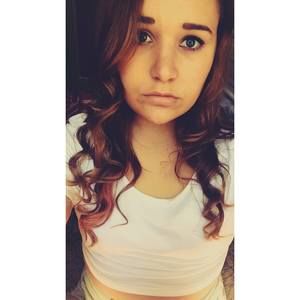 Meet your Posher, Claire